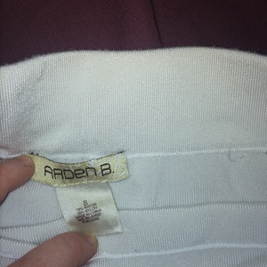 Arden stretch skirt is being swapped online for free