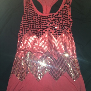 Cute Sequin Top is being swapped online for free