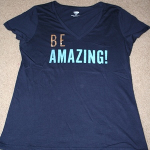 Old Navy Be Amazing V Neck Tee Size L is being swapped online for free