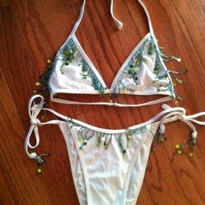 Beaded Bikini is being swapped online for free