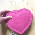 Heart small bag H&M is being swapped online for free
