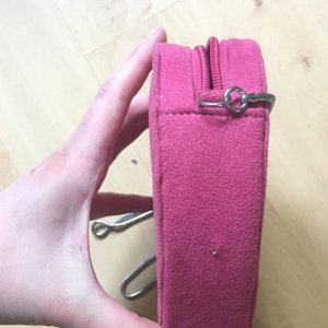 Heart small bag H&M is being swapped online for free