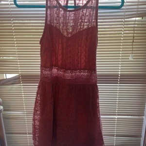 Pink lace dress forever 21 is being swapped online for free