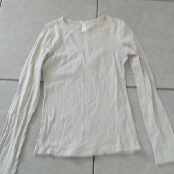 Cream Long Sleeve is being swapped online for free