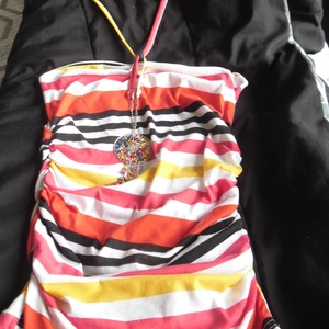 Colorful Stripes Top is being swapped online for free