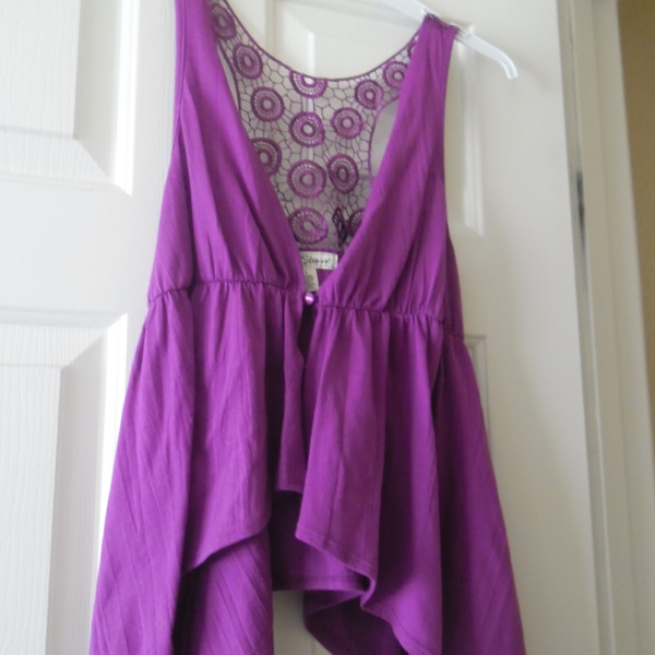 Purple Vest is being swapped online for free