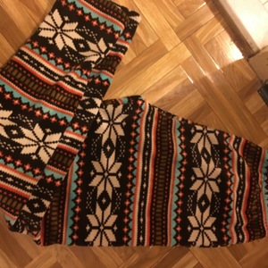 Fleece Tribal Leggings is being swapped online for free