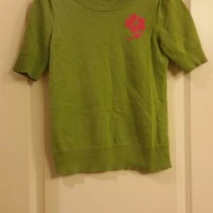 Cute top is being swapped online for free