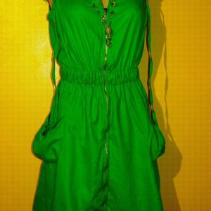 green dress is being swapped online for free