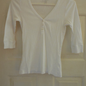 Old Navy Size XS is being swapped online for free