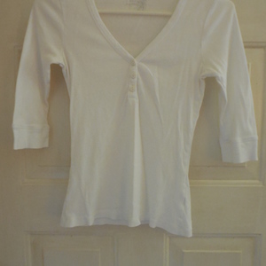 Old Navy Size XS is being swapped online for free