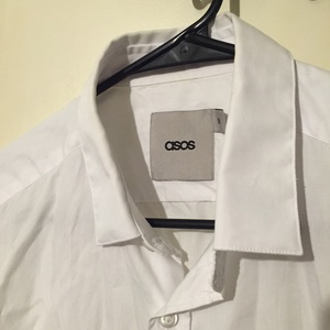 ASOS white shirt-sleeve medium shirt is being swapped online for free