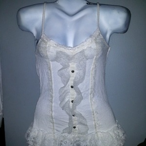 Lack Tank Top is being swapped online for free