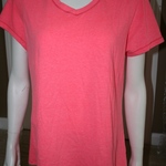 Columbia Tee Size L is being swapped online for free