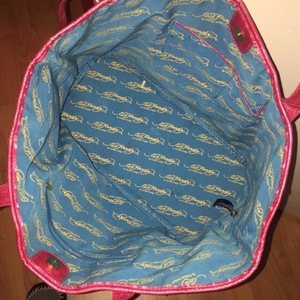 Ed Hardy flower patterned tote  is being swapped online for free