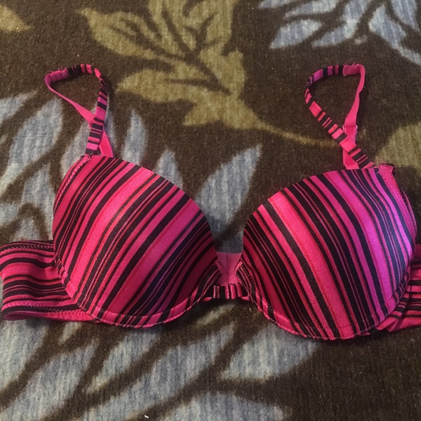 Padded Push-up Bra 34a is being swapped online for free