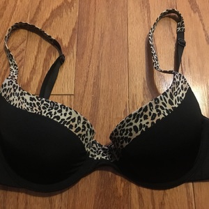 Animal print VS lined demi bra 34b is being swapped online for free