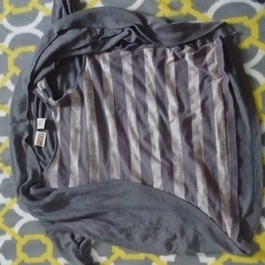 Mudd top is being swapped online for free