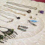 HUGE lot of jewelry!!! (not just the first photo -> more in the other photos...!) is being swapped online for free