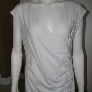 Theory Mock Wrap Tee L  is being swapped online for free