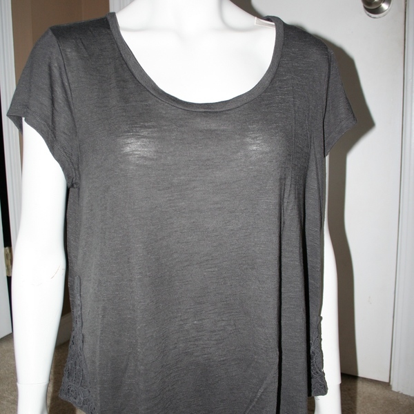 MUDD Eyelet Lace Side Detail Top XL (Juniors)  is being swapped online for free