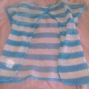 Blue and White Net Short Sleeve is being swapped online for free