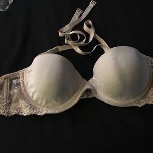 Calvin Klein Strapless Multiway Bra 38b is being swapped online for free