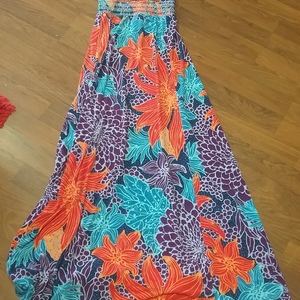 Moda international Maxi dress - XS is being swapped online for free