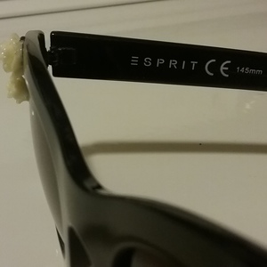 Espirit Retro sunglasses  is being swapped online for free