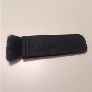 NARS Kabuki Ita Brush is being swapped online for free