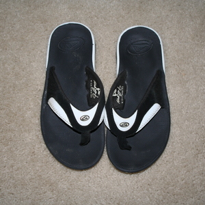 Reef Flip Flops Size 8  is being swapped online for free
