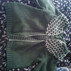 Cute green shrug is being swapped online for free