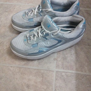 Champion Brand Shape up shoes is being swapped online for free