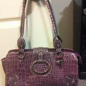 Purple Purse is being swapped online for free