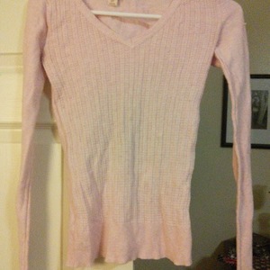 Pink Mossimo Sweater is being swapped online for free