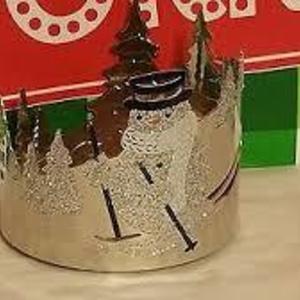 Bath & Body Works - 3 wick Sparkly Snowman with Christmas Trees candle holder   is being swapped online for free