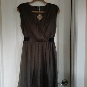 Beautiful olive green dresd is being swapped online for free