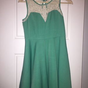 Classic dress is being swapped online for free