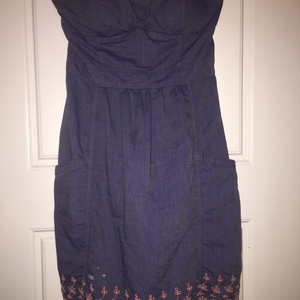 Hollister strapless dress is being swapped online for free