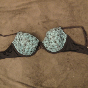 Turquoise and Black Bra with Flowers is being swapped online for free