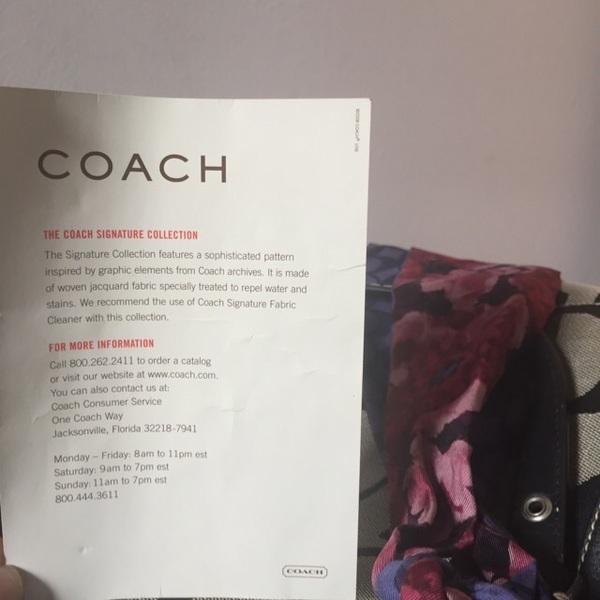 Pre-loved Coach bag is being swapped online for free