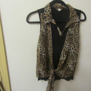 Black and Leopard Print Tank Top is being swapped online for free