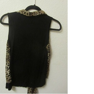 Black and Leopard Print Tank Top is being swapped online for free