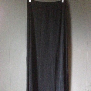 Black tube skirt is being swapped online for free