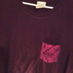 Vs pink tee  is being swapped online for free