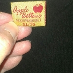 Apple Bottom hooded jacket is being swapped online for free