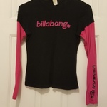 billabong long sleeve tee M is being swapped online for free
