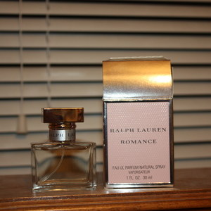 Ralph Lauren, Romance, 30ml with box is being swapped online for free