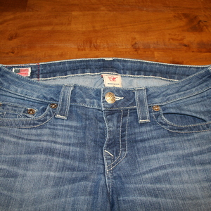 True Religion Stella Deconstructed Skinny Jeans Size 31 is being swapped online for free