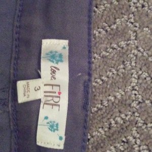 green pants is being swapped online for free